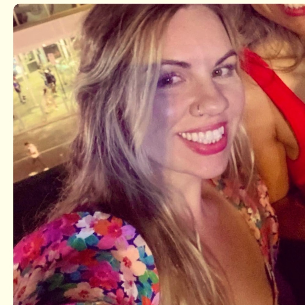 Meet your Posher, Calli